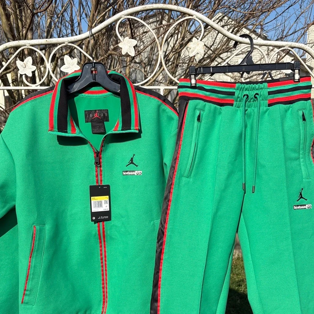 Jordan Green Track Jacket and Joggers with Red and Black Trim - Picture 3 of 6